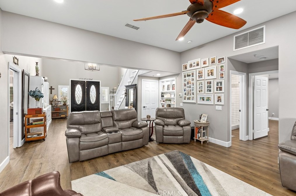 1796 Irving St, Riverside CA  92504-5524 exterior