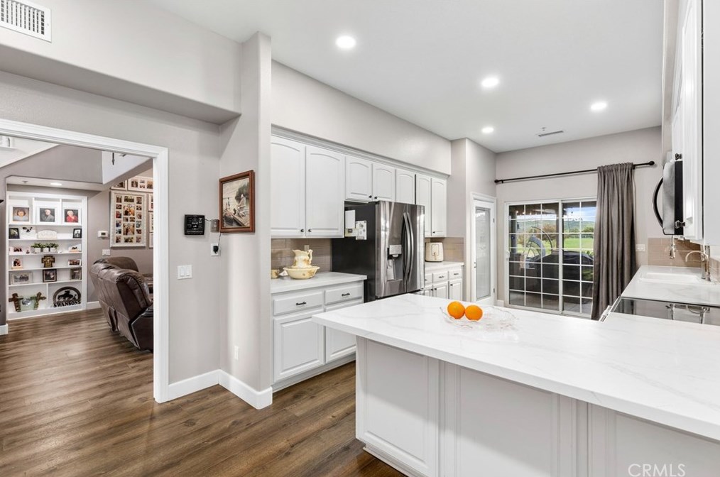 1796 Irving St, Riverside CA  92504-5524 exterior