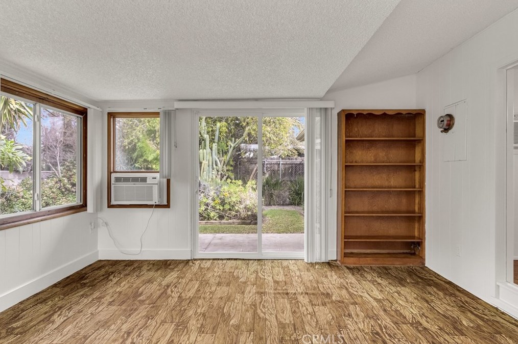 5973 Boone Ct, Riverside CA  92506-1721 exterior