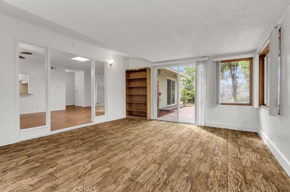 5973 Boone Ct, Riverside CA  92506-1721 exterior