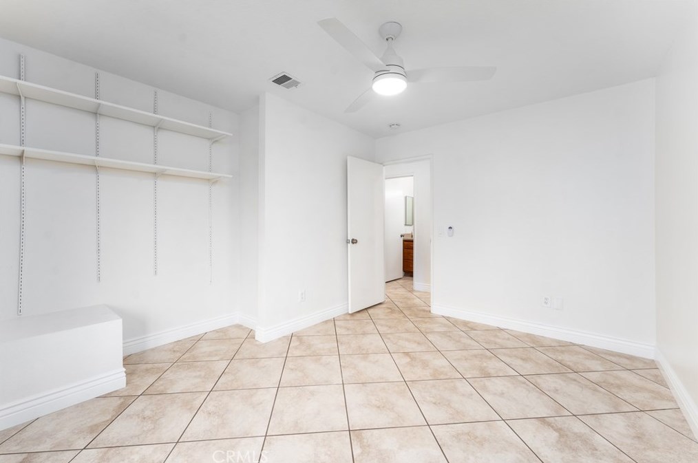 10956 Stonehenge Pl, Riverside CA  92503-5929 exterior