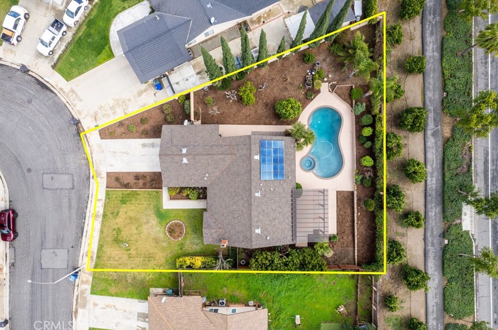 10956 Stonehenge Pl, Riverside CA  92503-5929 exterior
