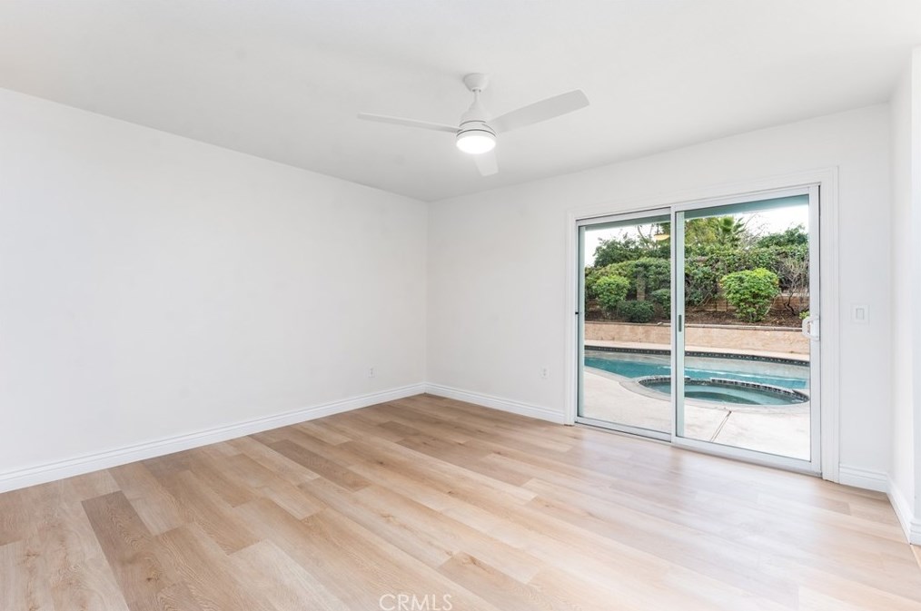 10956 Stonehenge Pl, Riverside CA  92503-5929 exterior