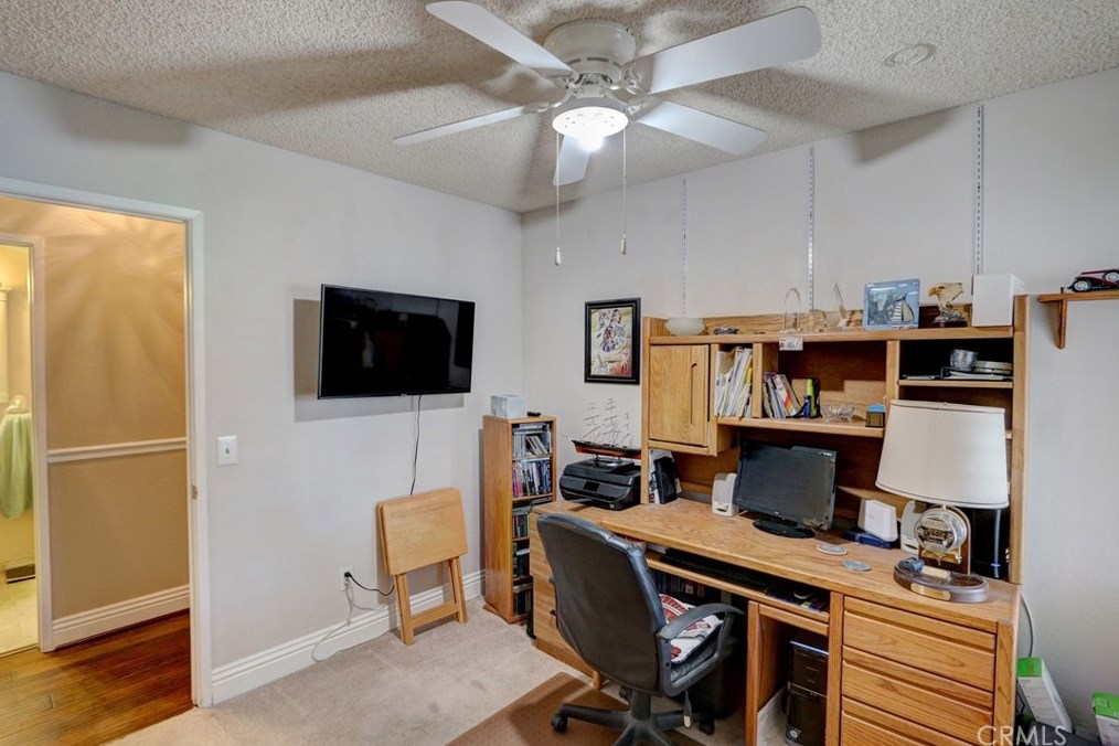 5940 Daniger Ave, Riverside CA  92505-2317 exterior