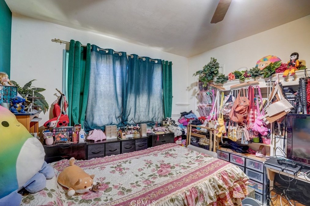 1064 Davids Rd, Perris CA  92571-0843 exterior