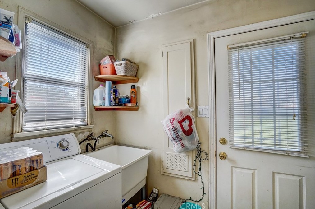 1064 Davids Rd, Perris CA  92571-0843 exterior