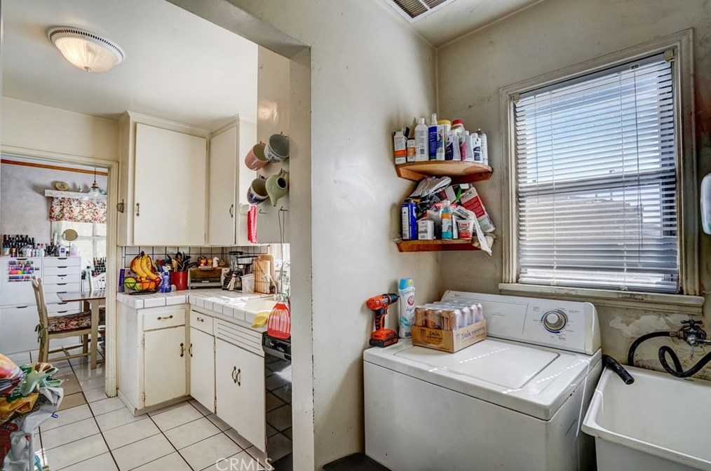 1064 Davids Rd, Perris CA  92571-0843 exterior