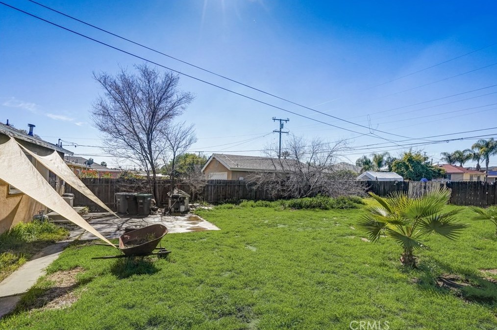 1064 Davids Rd, Perris CA  92571-0843 exterior