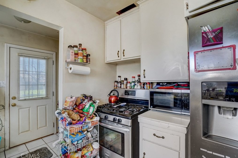 1064 Davids Rd, Perris CA  92571-0843 exterior