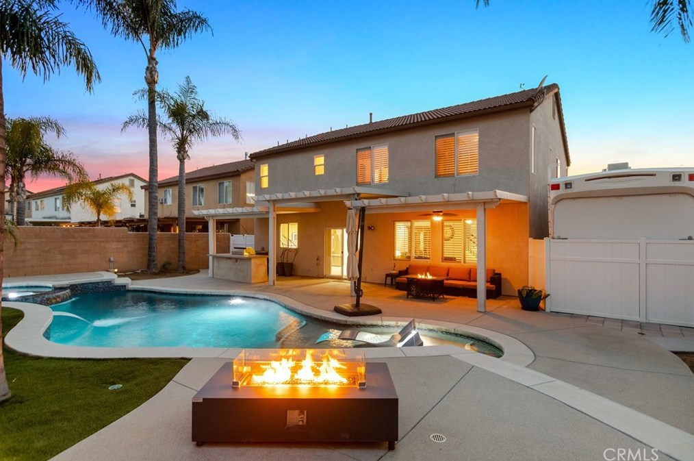 7988 La Crosse Way, Riverside CA  92508-6143 exterior