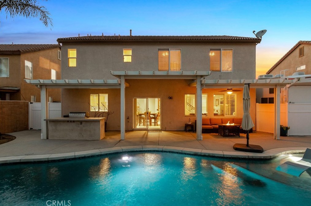 7988 La Crosse Way, Riverside CA  92508-6143 exterior