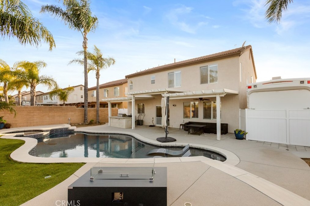 7988 La Crosse Way, Riverside CA  92508-6143 exterior