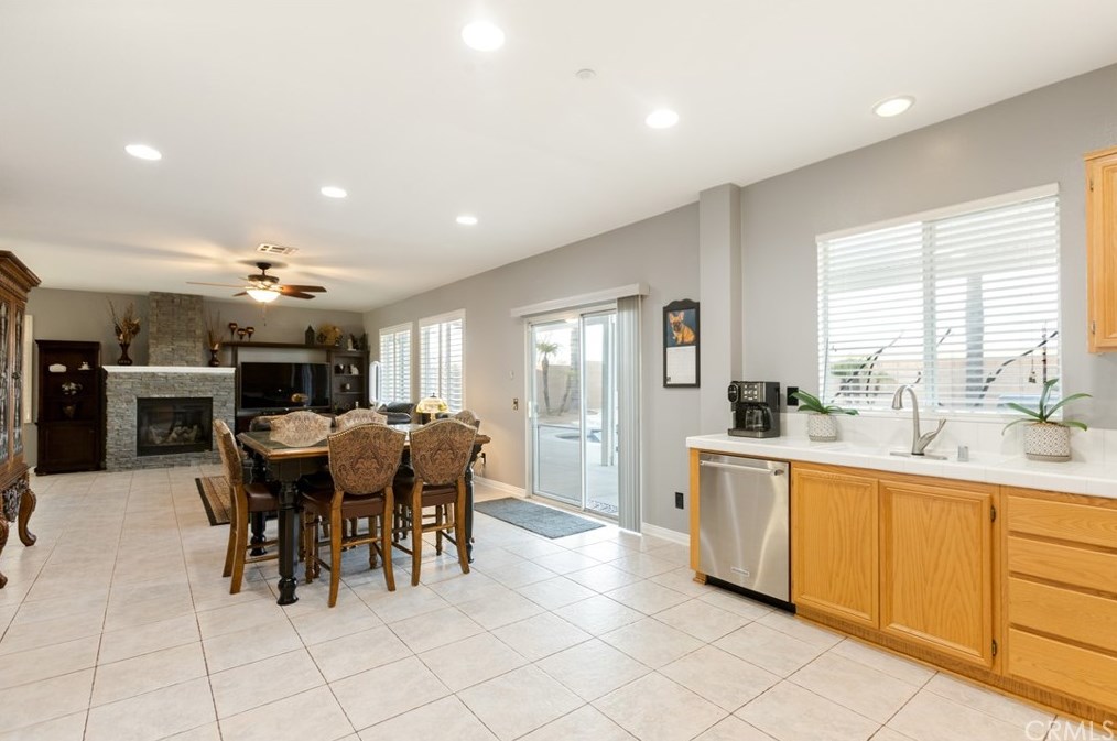 7988 La Crosse Way, Riverside CA  92508-6143 exterior