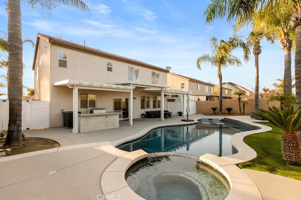 7988 La Crosse Way, Riverside CA  92508-6143 exterior