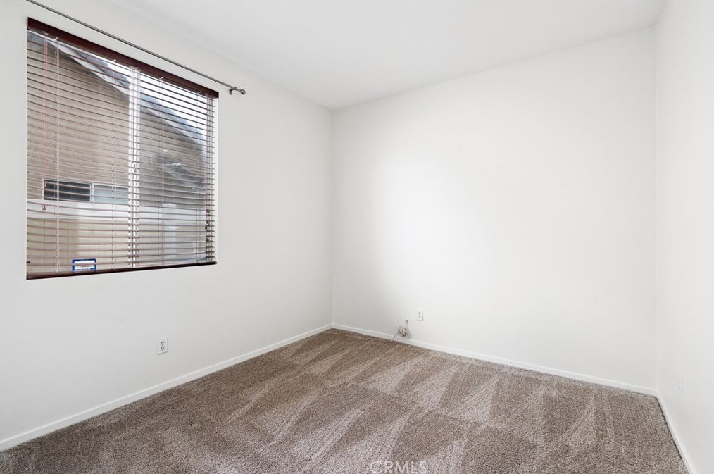 20712 Freeport Dr, Riverside CA  92508-3147 exterior