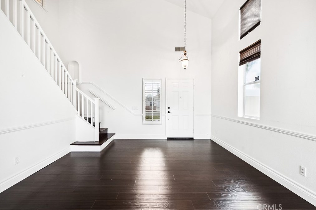 20712 Freeport Dr, Riverside CA  92508-3147 exterior