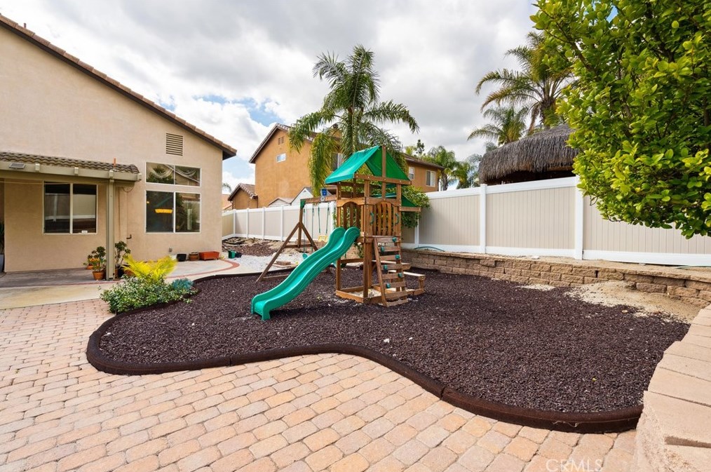 20712 Freeport Dr, Riverside CA  92508-3147 exterior