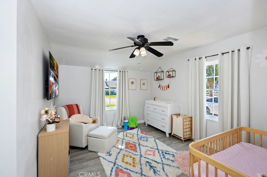 3380 Mono Dr, Riverside CA  92506-2116 exterior