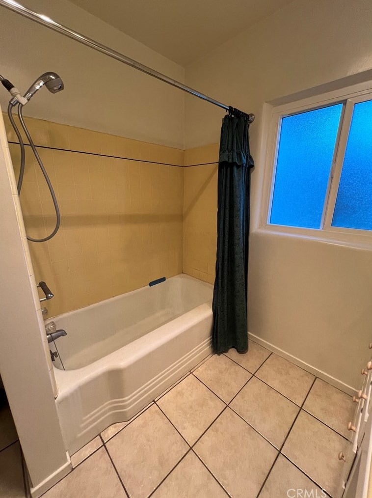 2750 5th St, San Bernardino CA  92410-1207 exterior