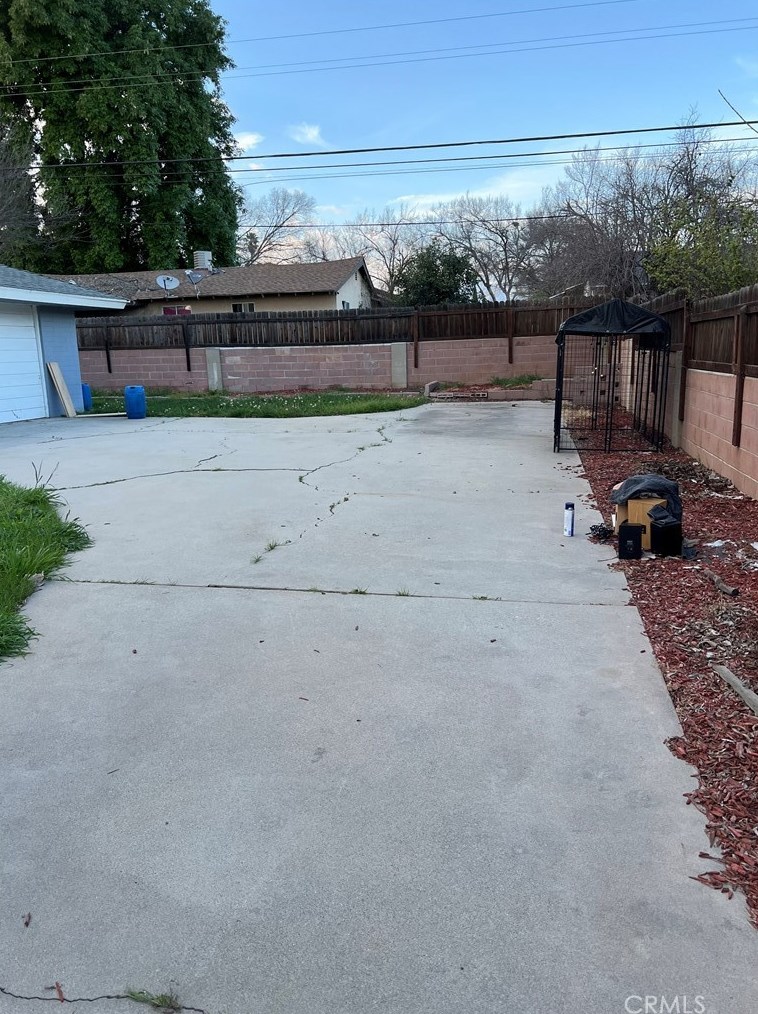 2750 5th St, San Bernardino CA  92410-1207 exterior