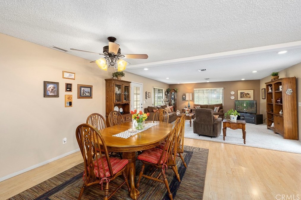 6290 Raleigh St, Riverside CA  92506-2061 exterior