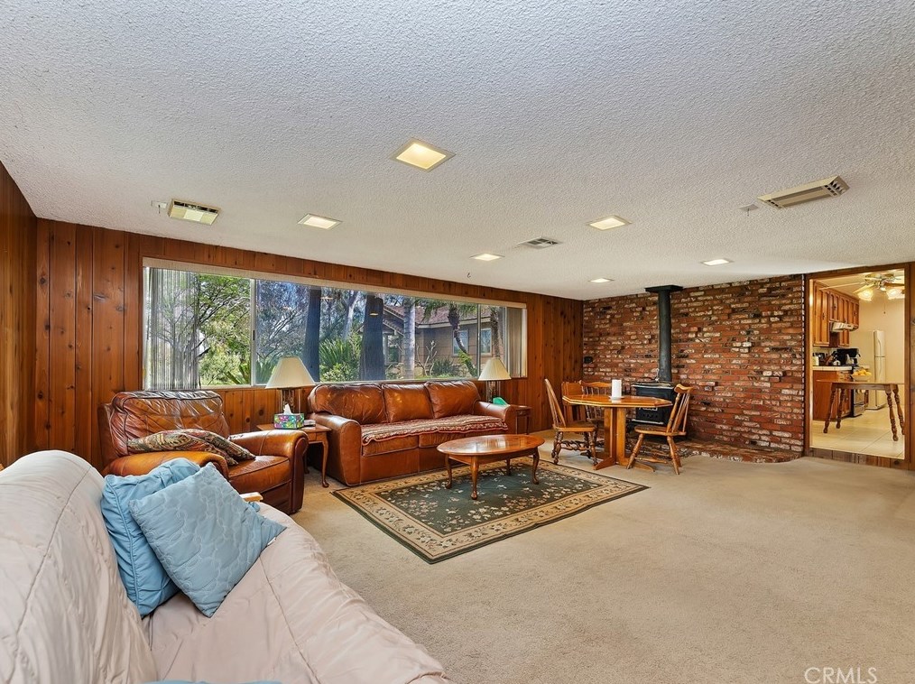 6740 Sunset Cir, Riverside CA  92505-2128 exterior