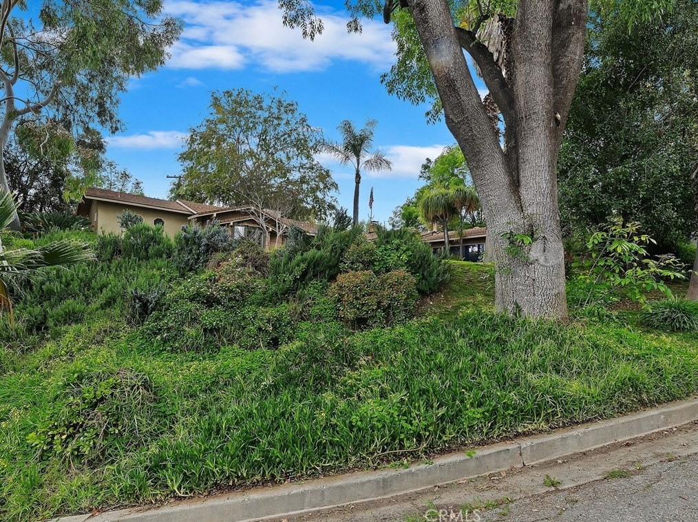 6740 Sunset Cir, Riverside CA  92505-2128 exterior