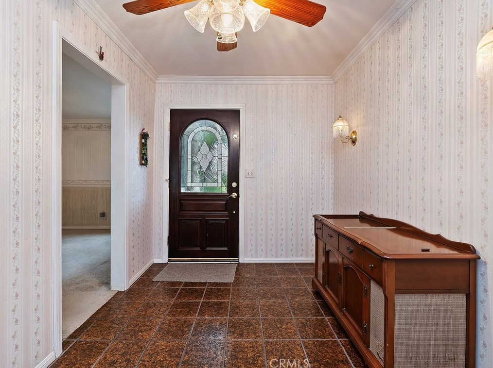 6740 Sunset Cir, Riverside CA  92505-2128 exterior