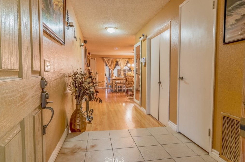 14873 Blueberry Rd, Moreno Valley CA  92553-3601 exterior