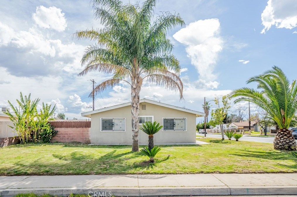 3559 Ferndale Ave, San Bernardino CA  92404-2681 exterior