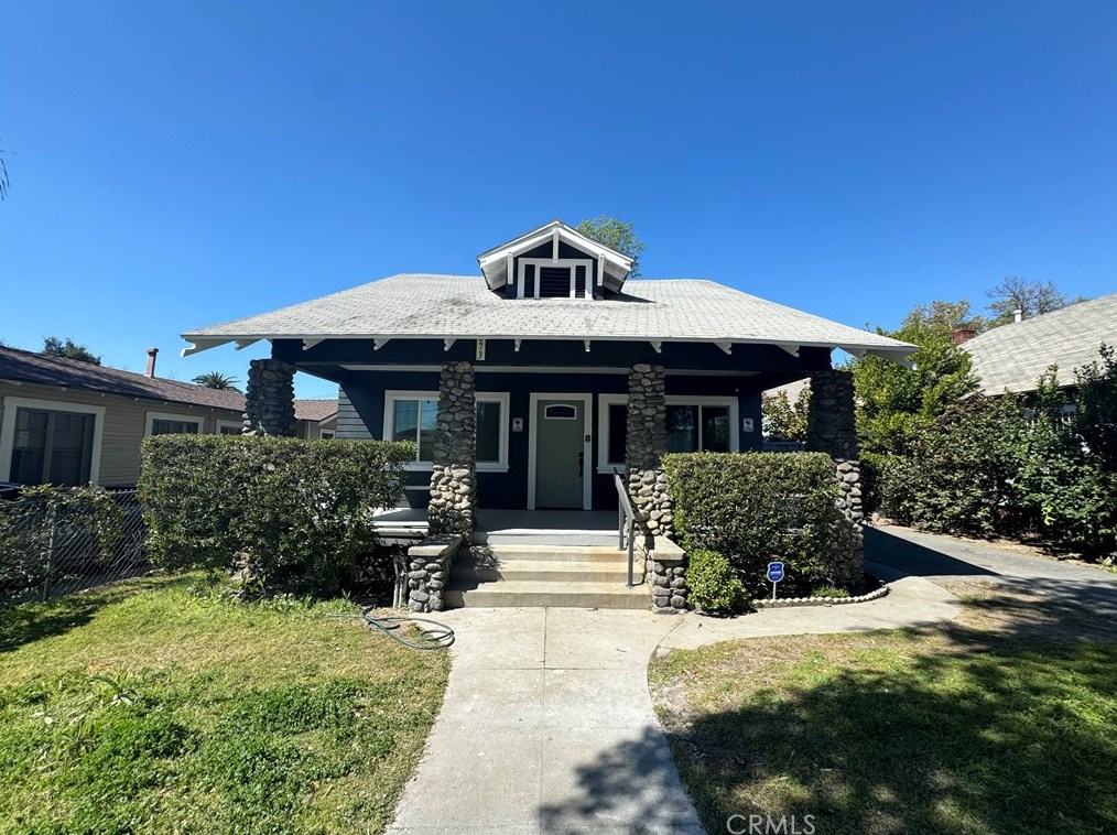 873 Towne Ave, Pomona CA  91766-3650 exterior
