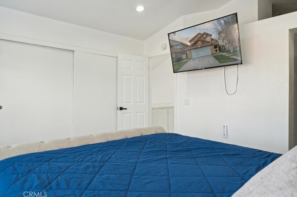 320 Treasure St, Perris CA  92571-2928 exterior