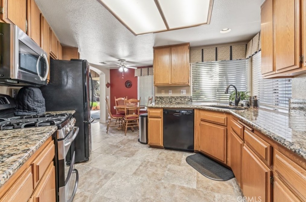 8645 Morninglight Cir, Riverside CA  92508-3104 exterior