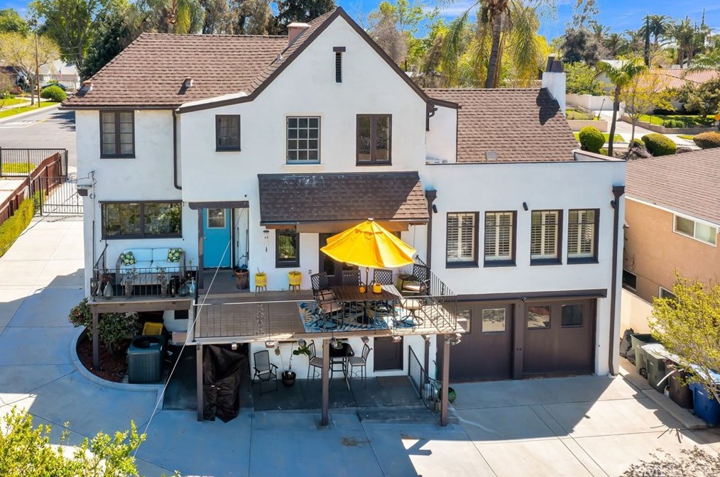 3105 Pine St, Riverside CA  92501-2326 exterior