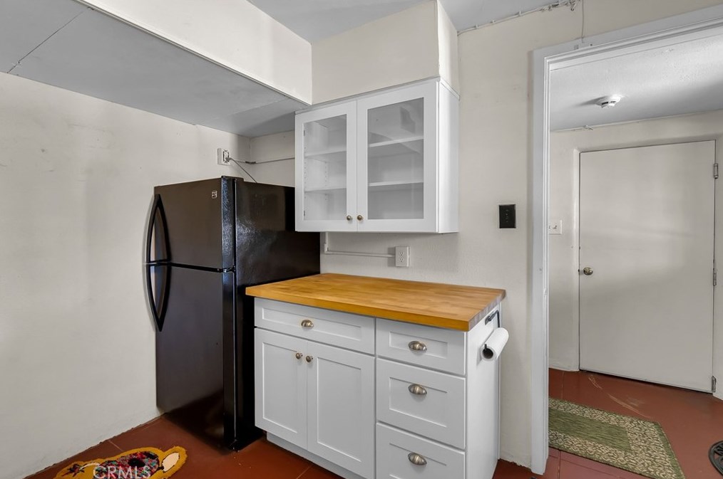 3105 Pine St, Riverside CA  92501-2326 exterior