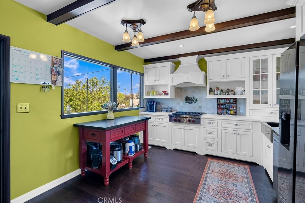 3105 Pine St, Riverside CA  92501-2326 exterior