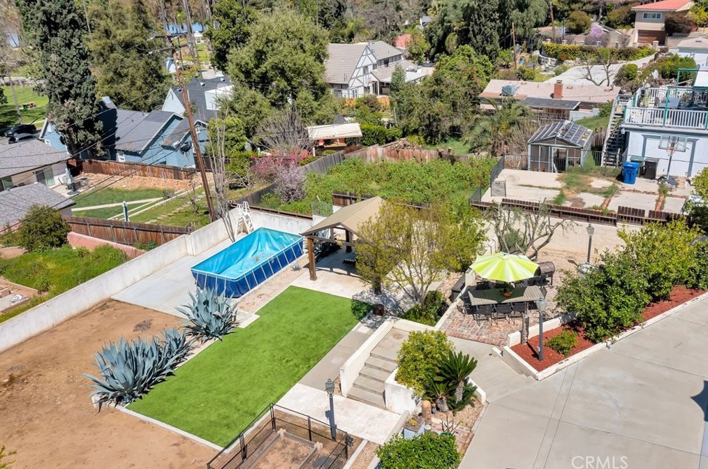 3105 Pine St, Riverside CA  92501-2326 exterior