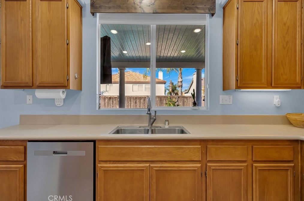 8361 Manhasset St, Riverside CA  92508-6112 exterior