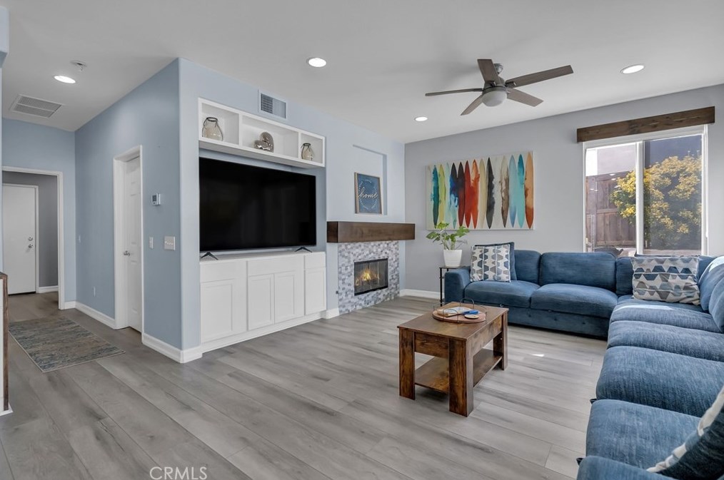 8361 Manhasset St, Riverside CA  92508-6112 exterior