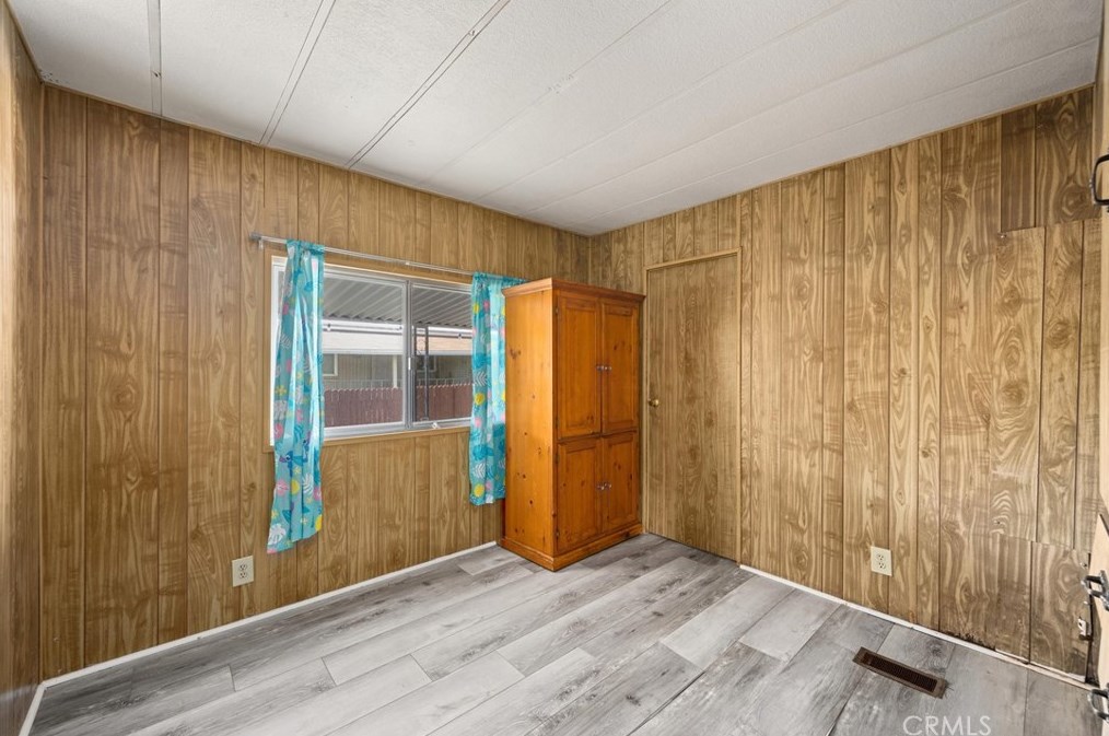 31770 Via Valdez St, Lake Elsinore CA  92530-7964 exterior