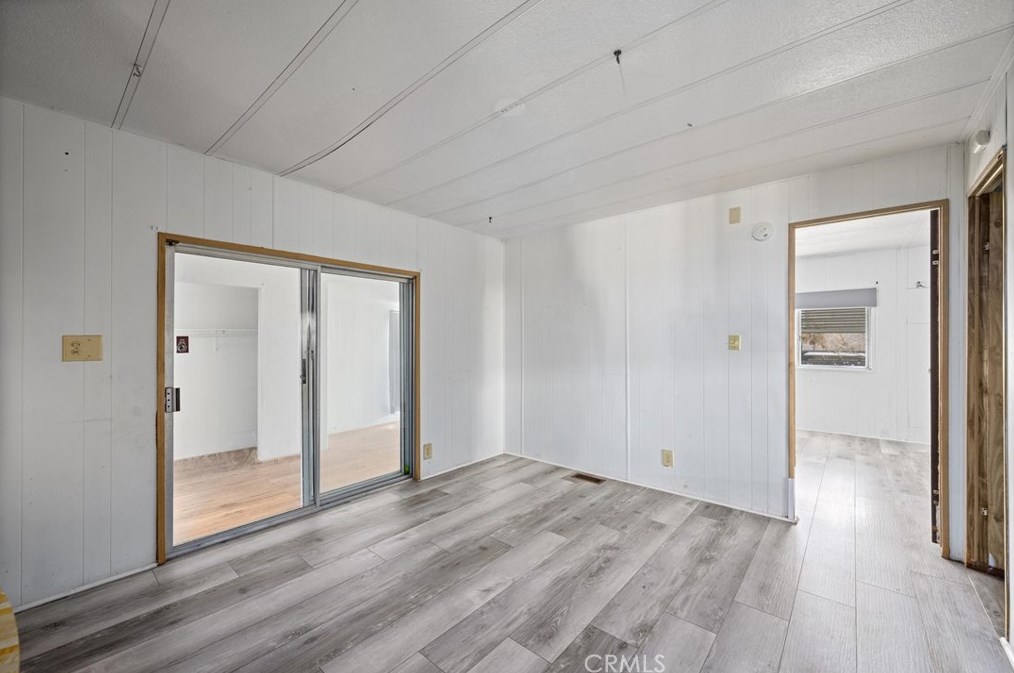 31770 Via Valdez St, Lake Elsinore CA  92530-7964 exterior