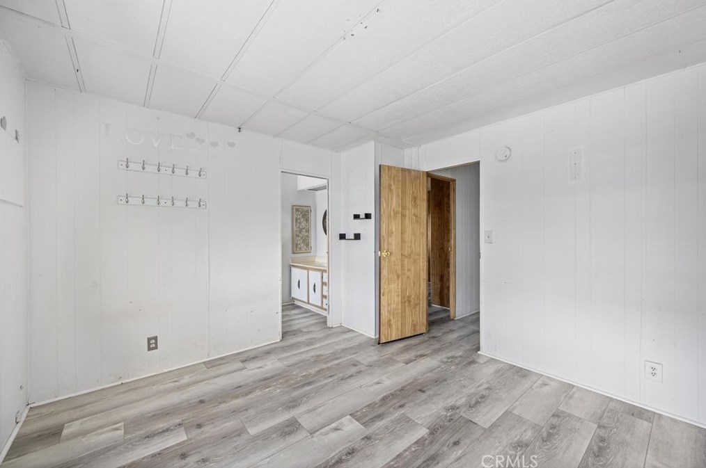 31770 Via Valdez St, Lake Elsinore CA  92530-7964 exterior