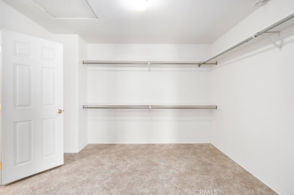 5423 Elm Ave, San Bernardino CA  92404-2938 exterior