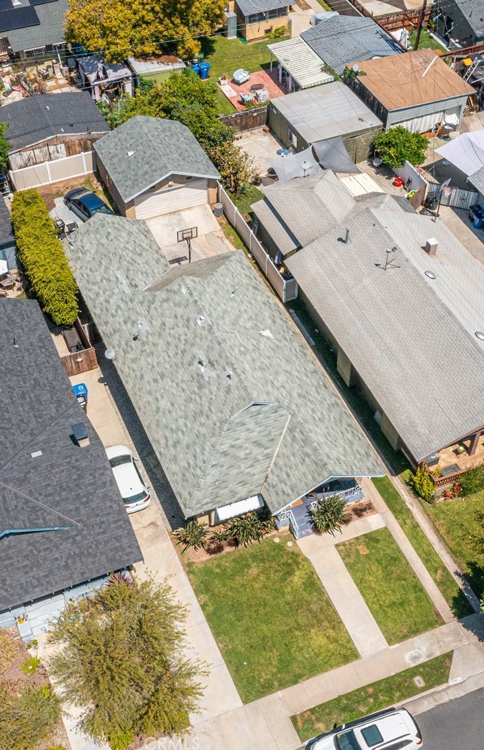2249 30th St, Los Angeles CA  90018-2543 exterior
