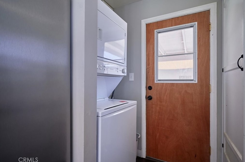 3469 Verde St, Riverside CA  92504-3774 exterior