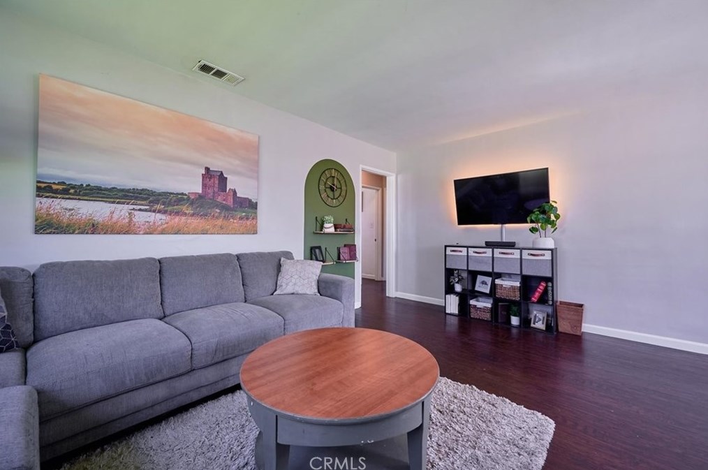 3469 Verde St, Riverside CA  92504-3774 exterior