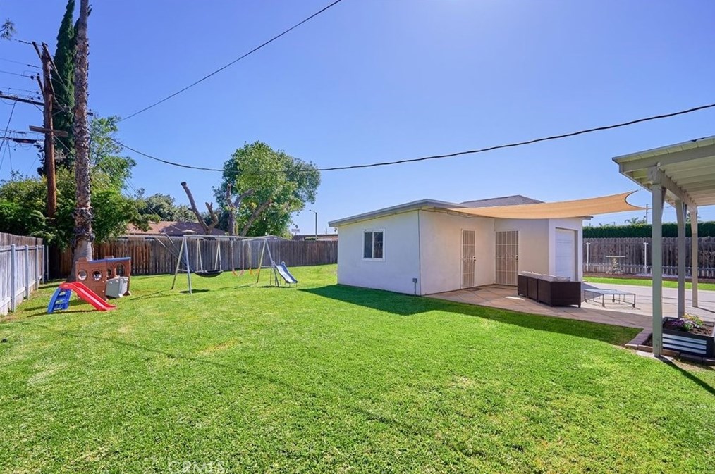 3469 Verde St, Riverside CA  92504-3774 exterior