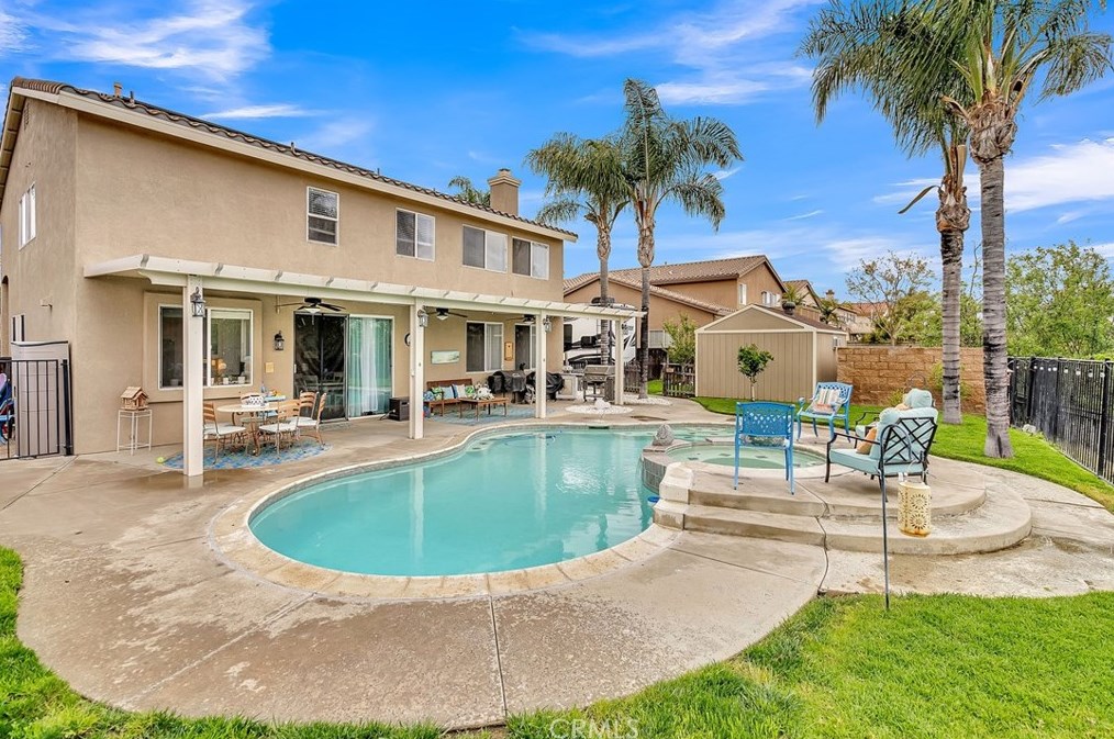 8424 Orchard Park Dr, Riverside CA  92508-2978 exterior