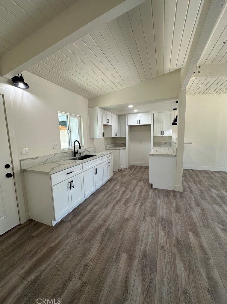 1885 Denison St, Pomona CA  91766-1024 exterior