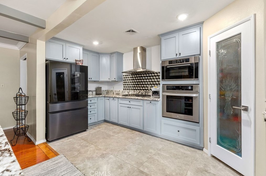 3670 San Rafael Way, Riverside CA  92504-3946 exterior